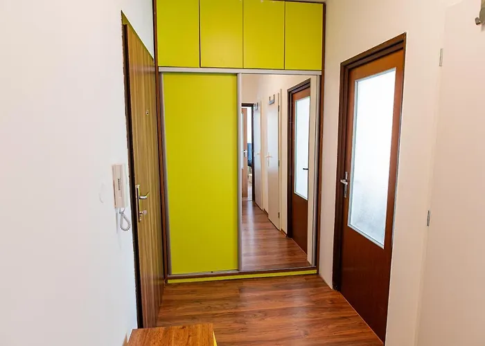 Apartmán Private 1 Km From Center With Kitchen *